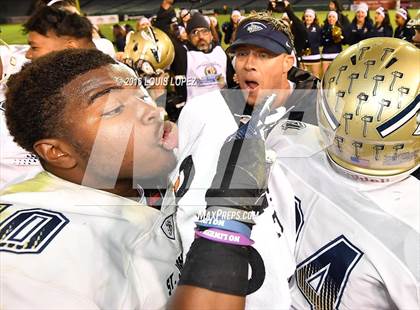 Thumbnail 3 in Mater Dei vs. St. John Bosco (CIF SS Division 1 Final) photogallery.