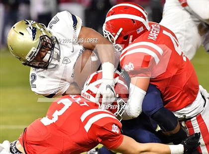 Thumbnail 2 in Mater Dei vs. St. John Bosco (CIF SS Division 1 Final) photogallery.