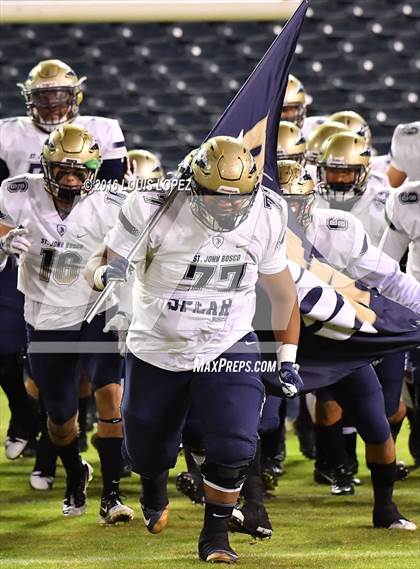 Thumbnail 3 in Mater Dei vs. St. John Bosco (CIF SS Division 1 Final) photogallery.