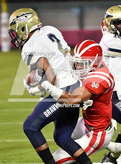 Thumbnail 3 in Mater Dei vs. St. John Bosco (CIF SS Division 1 Final) photogallery.