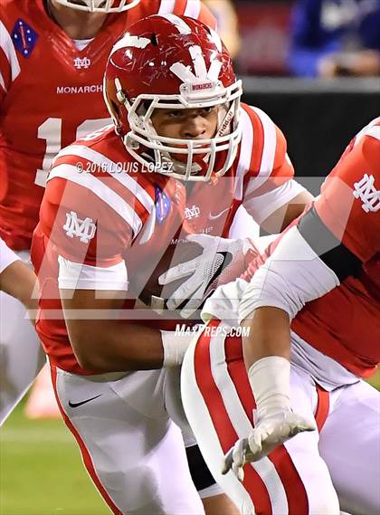 Thumbnail 2 in Mater Dei vs. St. John Bosco (CIF SS Division 1 Final) photogallery.