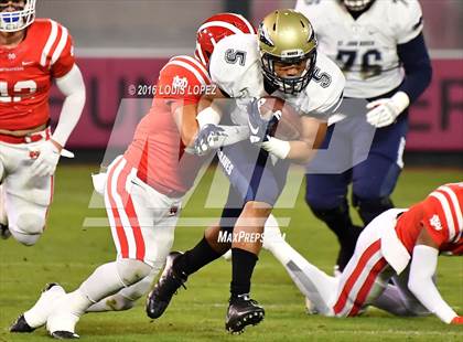 Thumbnail 3 in Mater Dei vs. St. John Bosco (CIF SS Division 1 Final) photogallery.