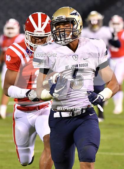 Thumbnail 1 in Mater Dei vs. St. John Bosco (CIF SS Division 1 Final) photogallery.