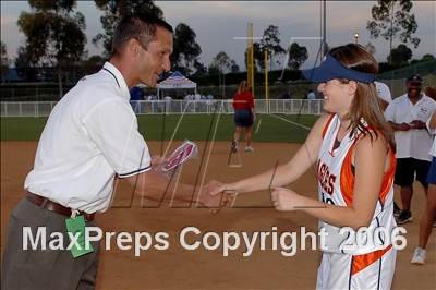 Thumbnail 2 in Chaminade vs Warren (D4 Section Final) photogallery.