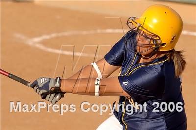 Thumbnail 2 in Chaminade vs Warren (D4 Section Final) photogallery.