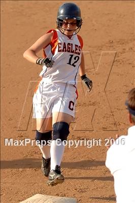 Thumbnail 3 in Chaminade vs Warren (D4 Section Final) photogallery.