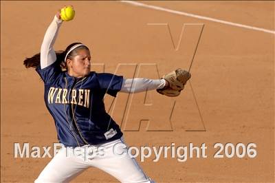 Thumbnail 2 in Chaminade vs Warren (D4 Section Final) photogallery.
