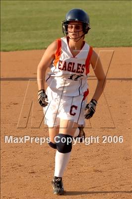 Thumbnail 1 in Chaminade vs Warren (D4 Section Final) photogallery.