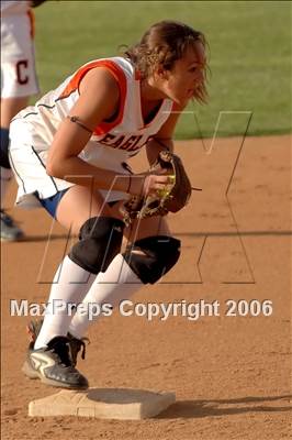 Thumbnail 2 in Chaminade vs Warren (D4 Section Final) photogallery.