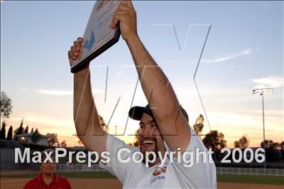 Thumbnail 2 in Chaminade vs Warren (D4 Section Final) photogallery.