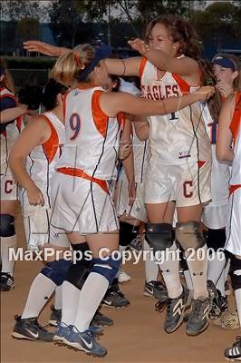 Thumbnail 1 in Chaminade vs Warren (D4 Section Final) photogallery.