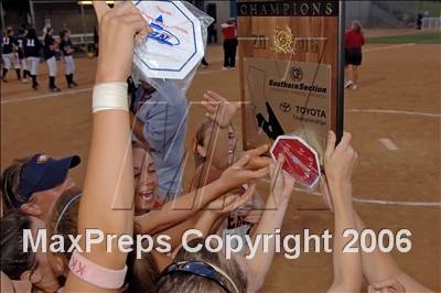 Thumbnail 1 in Chaminade vs Warren (D4 Section Final) photogallery.