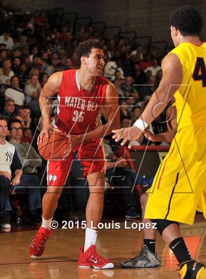 Thumbnail 1 in Fairfax @ Mater Dei (Nike Extravaganza) photogallery.