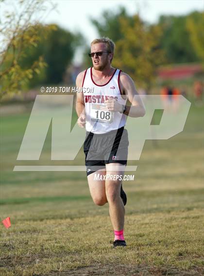 Thumbnail 3 in Tri-Valley League Meet photogallery.