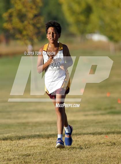 Thumbnail 3 in Tri-Valley League Meet photogallery.