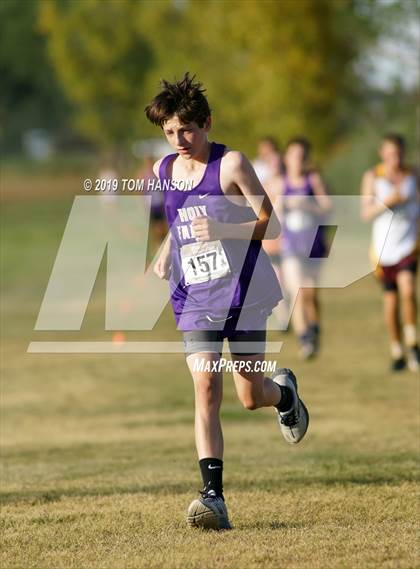 Thumbnail 3 in Tri-Valley League Meet photogallery.