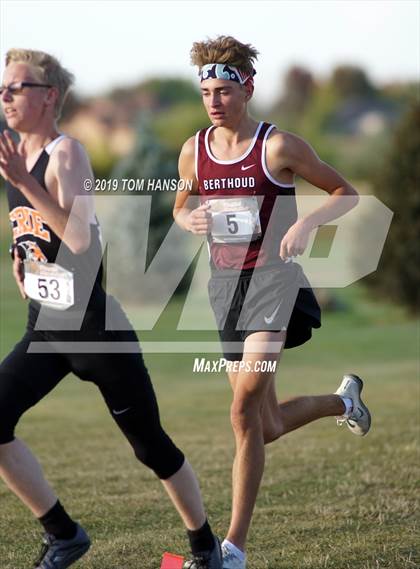 Thumbnail 3 in Tri-Valley League Meet photogallery.