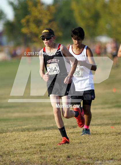 Thumbnail 3 in Tri-Valley League Meet photogallery.