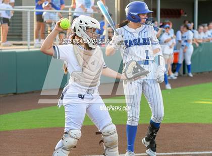 Thumbnail 3 in Barbers Hill vs. Smithson Valley (UIL Softball 5A D1 Semifinal) photogallery.