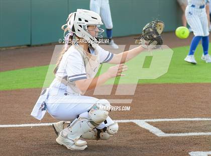 Thumbnail 2 in Barbers Hill vs. Smithson Valley (UIL Softball 5A D1 Semifinal) photogallery.