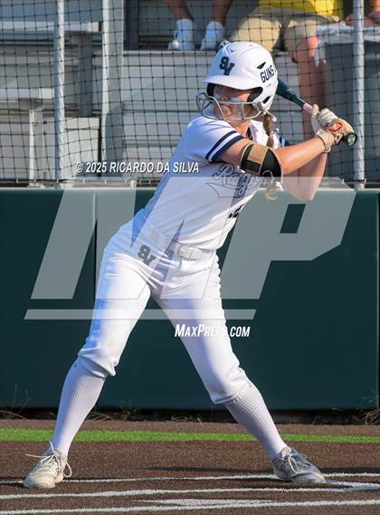Thumbnail 3 in Barbers Hill vs. Smithson Valley (UIL Softball 5A D1 Semifinal) photogallery.
