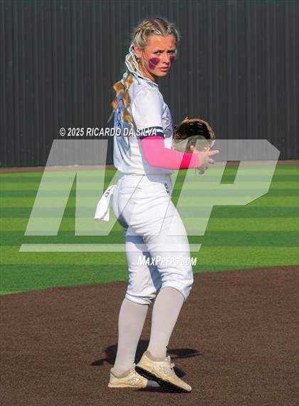 Thumbnail 1 in Barbers Hill vs. Smithson Valley (UIL Softball 5A D1 Semifinal) photogallery.