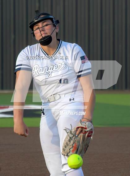 Thumbnail 2 in Barbers Hill vs. Smithson Valley (UIL Softball 5A D1 Semifinal) photogallery.