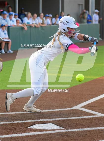 Thumbnail 2 in Barbers Hill vs. Smithson Valley (UIL Softball 5A D1 Semifinal) photogallery.