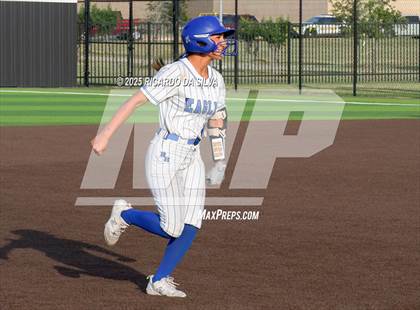 Thumbnail 2 in Barbers Hill vs. Smithson Valley (UIL Softball 5A D1 Semifinal) photogallery.