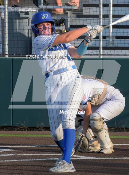 Thumbnail 3 in Barbers Hill vs. Smithson Valley (UIL Softball 5A D1 Semifinal) photogallery.