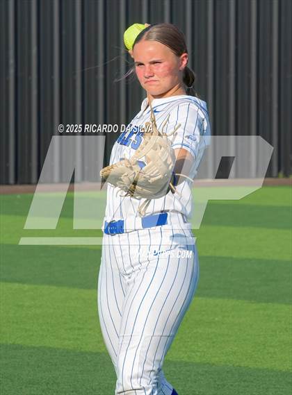 Thumbnail 2 in Barbers Hill vs. Smithson Valley (UIL Softball 5A D1 Semifinal) photogallery.