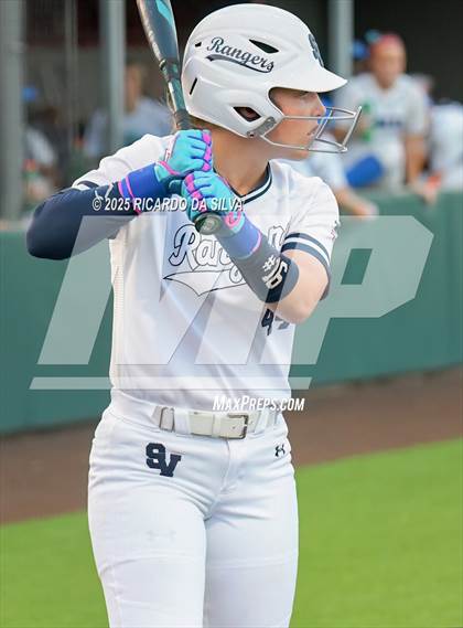 Thumbnail 3 in Barbers Hill vs. Smithson Valley (UIL Softball 5A D1 Semifinal) photogallery.