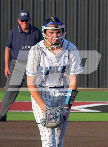 Thumbnail 2 in Barbers Hill vs. Smithson Valley (UIL Softball 5A D1 Semifinal) photogallery.
