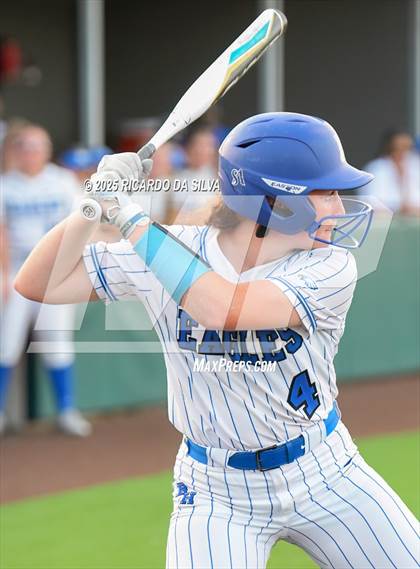Thumbnail 3 in Barbers Hill vs. Smithson Valley (UIL Softball 5A D1 Semifinal) photogallery.