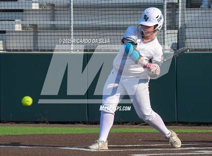 Thumbnail 2 in Barbers Hill vs. Smithson Valley (UIL Softball 5A D1 Semifinal) photogallery.