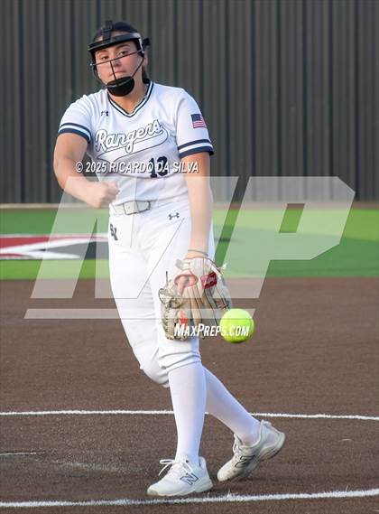 Thumbnail 1 in Barbers Hill vs. Smithson Valley (UIL Softball 5A D1 Semifinal) photogallery.