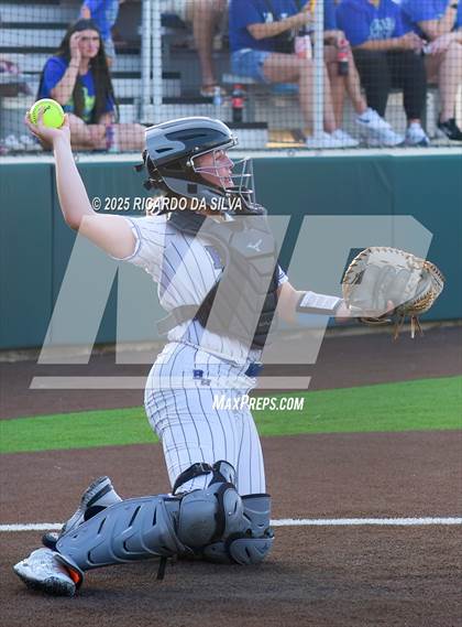Thumbnail 1 in Barbers Hill vs. Smithson Valley (UIL Softball 5A D1 Semifinal) photogallery.