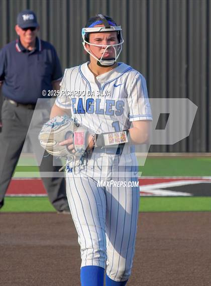Thumbnail 2 in Barbers Hill vs. Smithson Valley (UIL Softball 5A D1 Semifinal) photogallery.