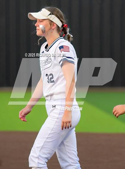 Thumbnail 2 in Barbers Hill vs. Smithson Valley (UIL Softball 5A D1 Semifinal) photogallery.