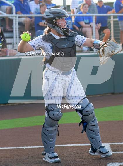 Thumbnail 3 in Barbers Hill vs. Smithson Valley (UIL Softball 5A D1 Semifinal) photogallery.