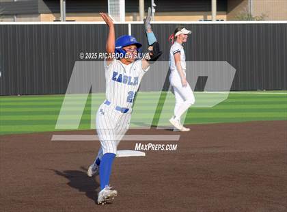 Thumbnail 3 in Barbers Hill vs. Smithson Valley (UIL Softball 5A D1 Semifinal) photogallery.
