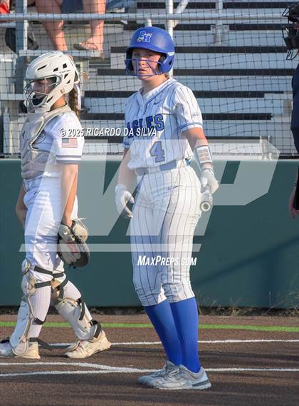 Thumbnail 2 in Barbers Hill vs. Smithson Valley (UIL Softball 5A D1 Semifinal) photogallery.