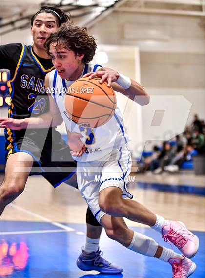Thumbnail 1 in San Dimas @ Charter Oak photogallery.