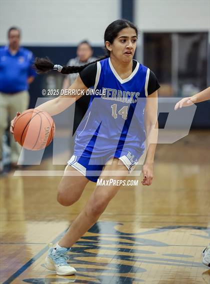 Thumbnail 2 in Herricks @ Oceanside photogallery.