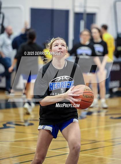 Thumbnail 1 in Herricks @ Oceanside photogallery.