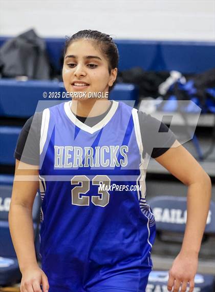 Thumbnail 1 in Herricks @ Oceanside photogallery.