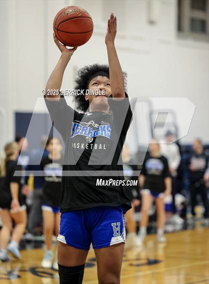 Thumbnail 2 in Herricks @ Oceanside photogallery.