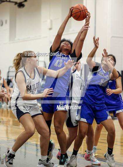 Thumbnail 2 in Herricks @ Oceanside photogallery.