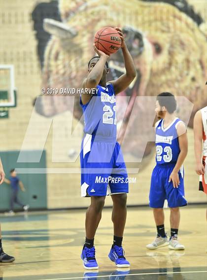 Thumbnail 2 in Hinkley vs. Lakewood photogallery.