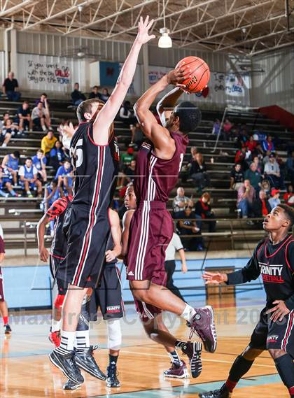 Thumbnail 3 in Trinity vs. Sunrise Christian Academy (Elite 14 Tournament) photogallery.